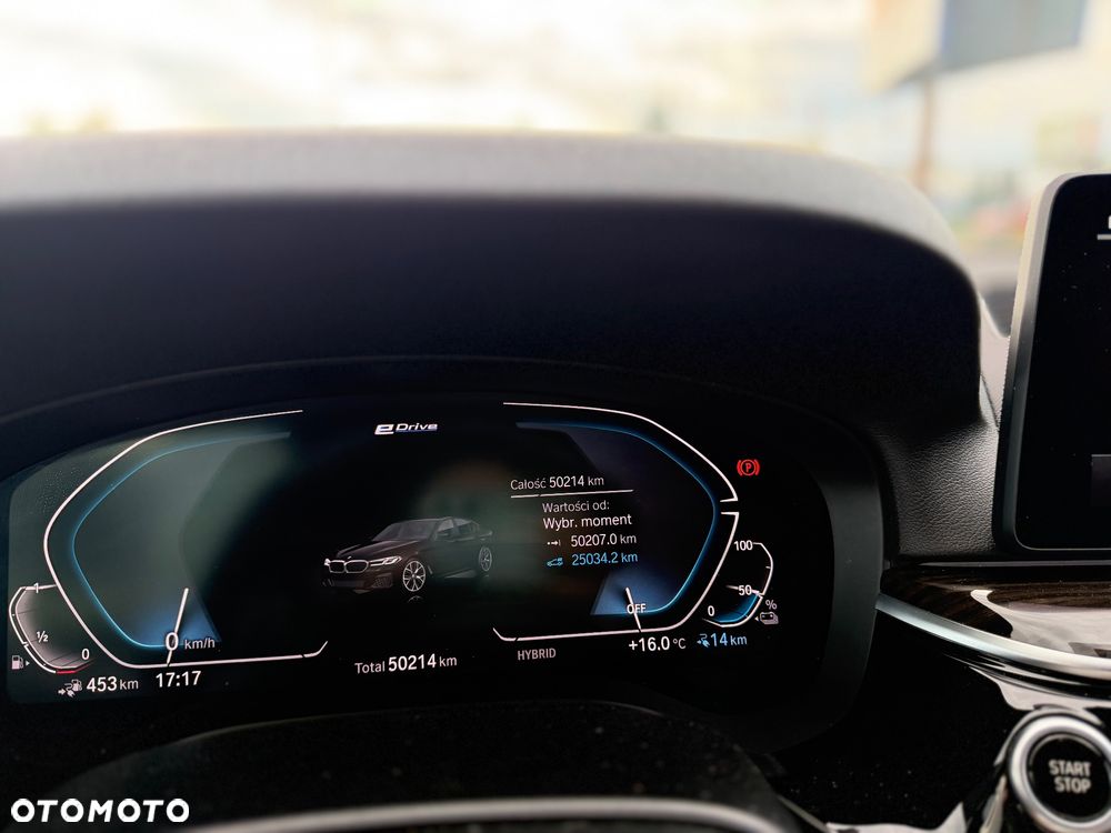 BMW Seria 5 545e xDrive - 15
