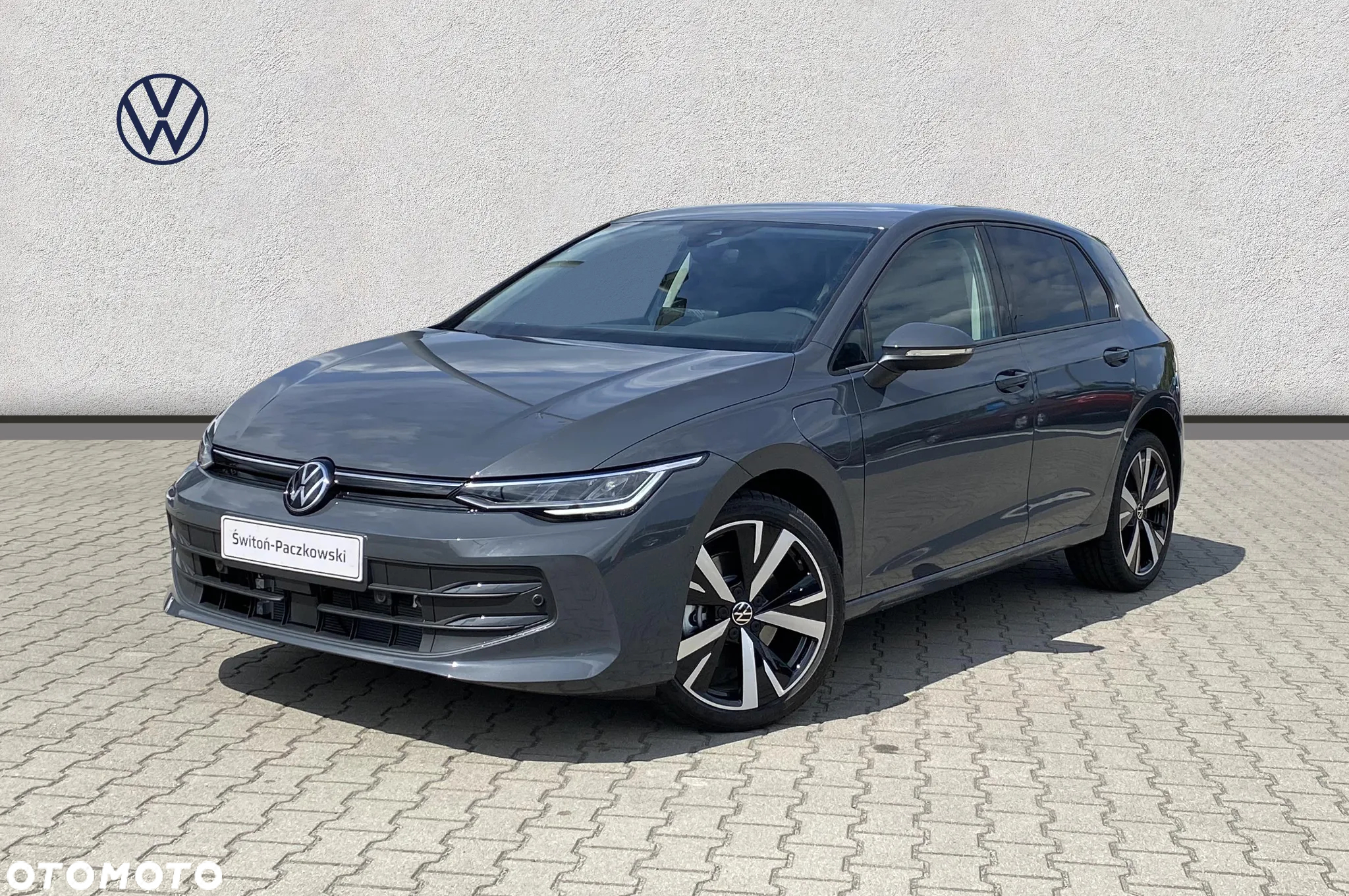 Volkswagen Golf - 2