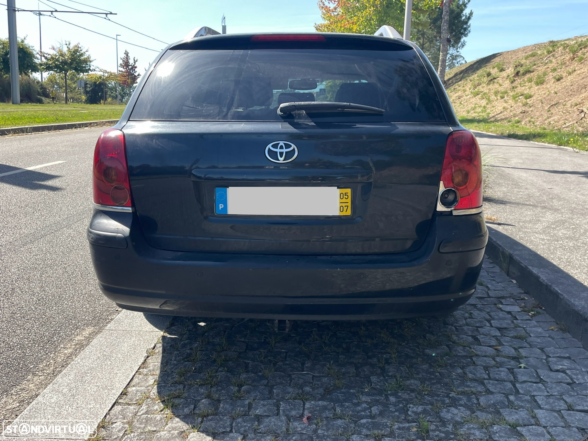 Toyota Avensis SW 2.0 D-4D Sol - 6