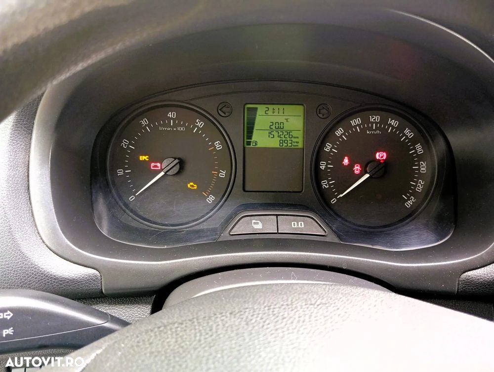 Skoda Fabia 1.2 HTP Trend - 10