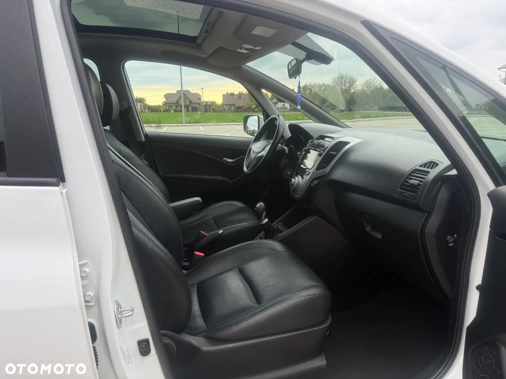 Hyundai ix20 - 14