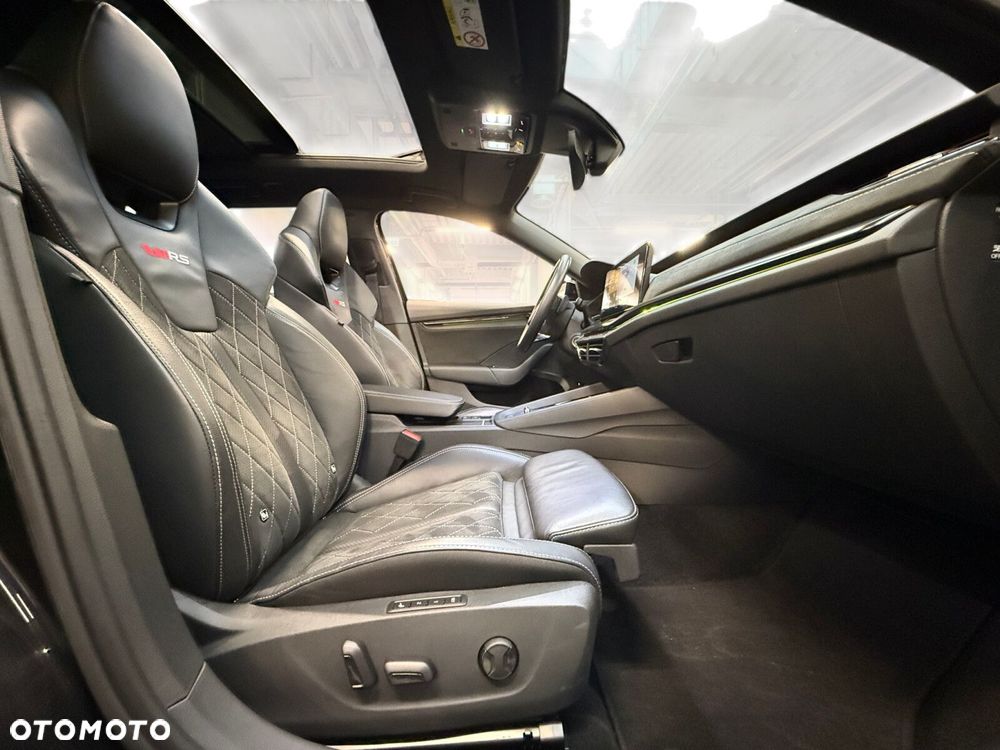 Skoda Octavia 2.0 TDI RS DSG - 22