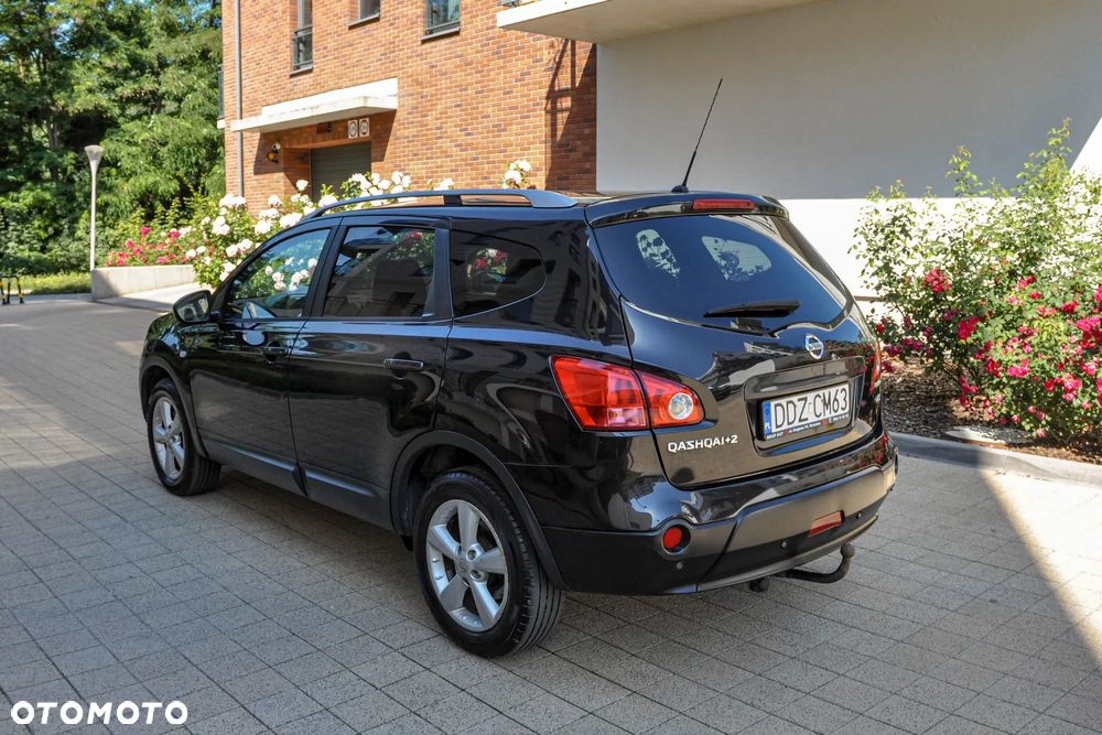 Nissan Qashqai+2 - 3