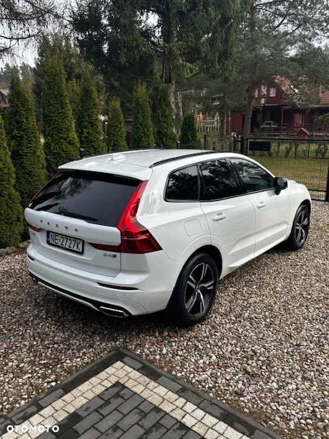 Volvo XC 60 B4 B R-Design - 2