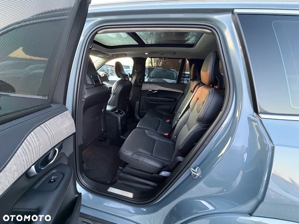 Volvo XC 90 T8 AWD Recharge Ultimate Dark - 32