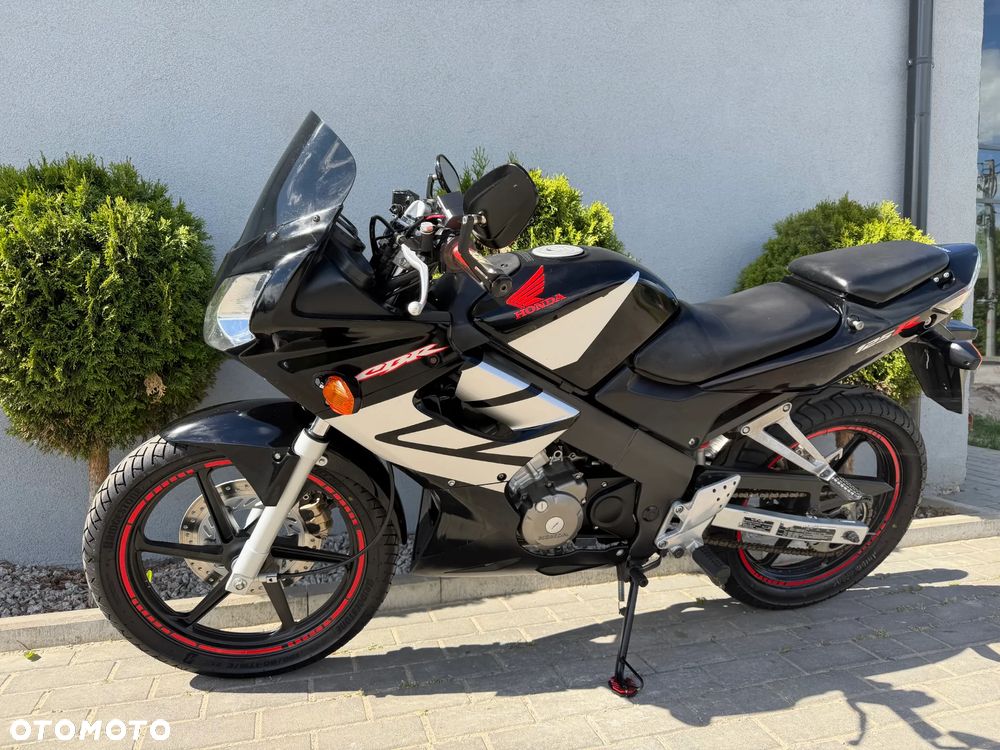 Honda CBR - 7