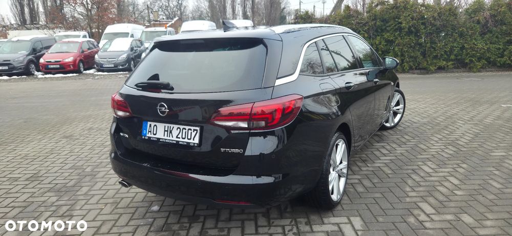 Opel Astra 1.6 CDTI Elite S&S - 11