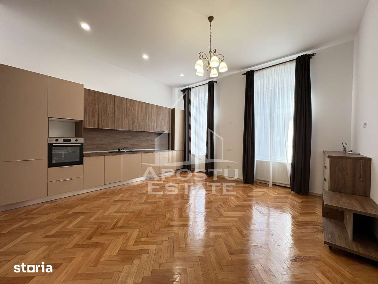 Apartament 3 camere, de inchiriat, centrala proprie, Piata Maria — fotografia 1