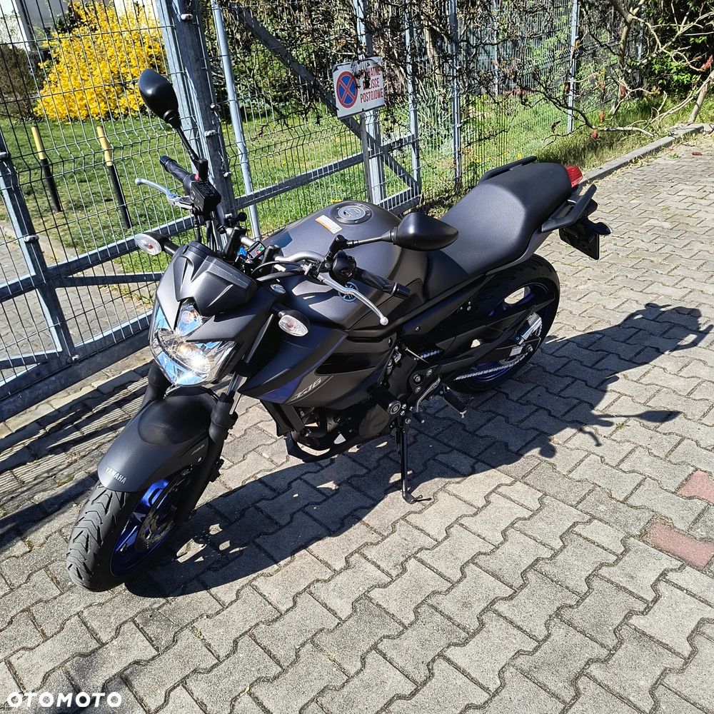 Yamaha XJ - 9