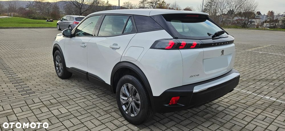 Peugeot 2008 1.2 PureTech Allure Pack S&S - 3