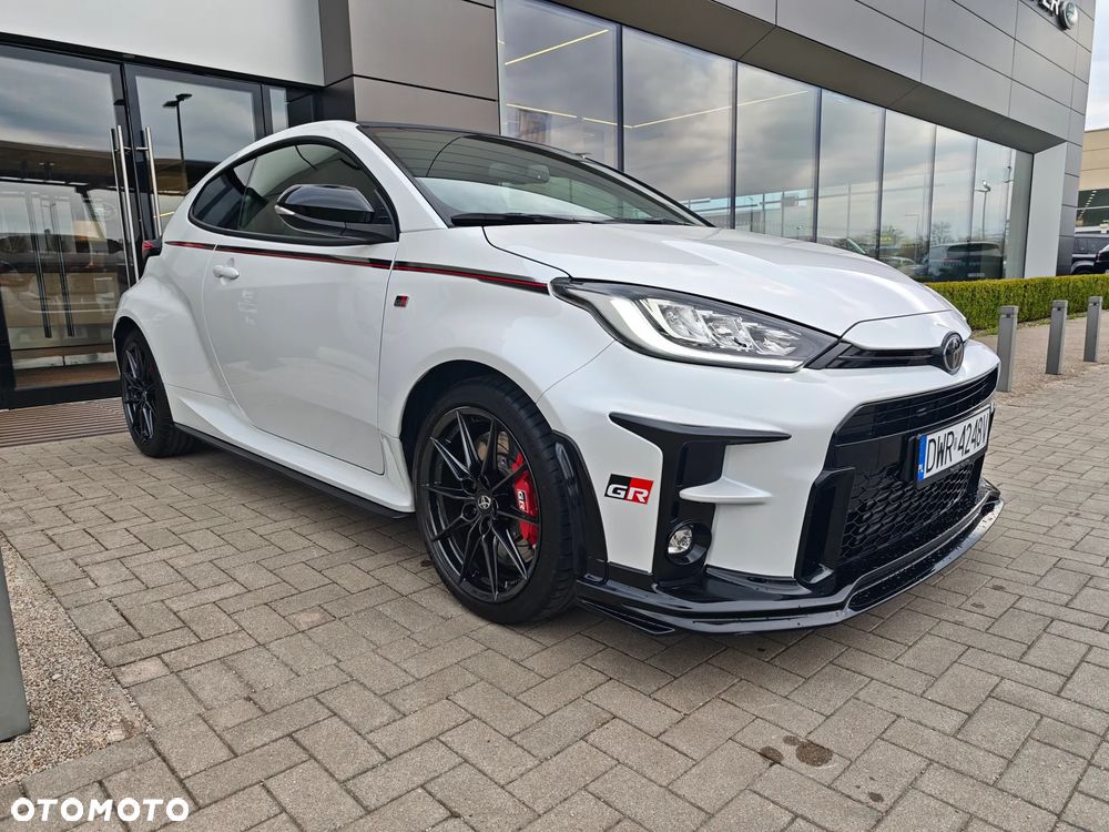 Toyota Yaris GR 1.6 Dynamic - 1