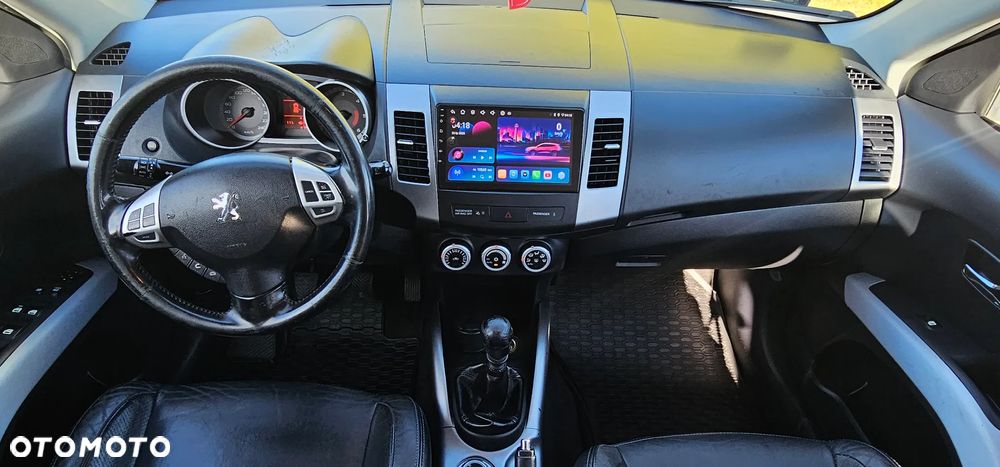 Peugeot 4007 HDI FAP 7-Sitzer Platinum - 13