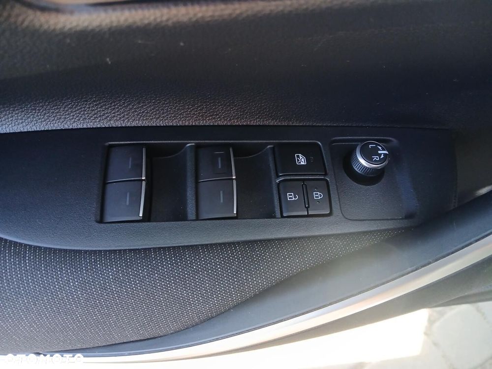 Toyota Corolla 1.8 Hybrid Comfort - 21