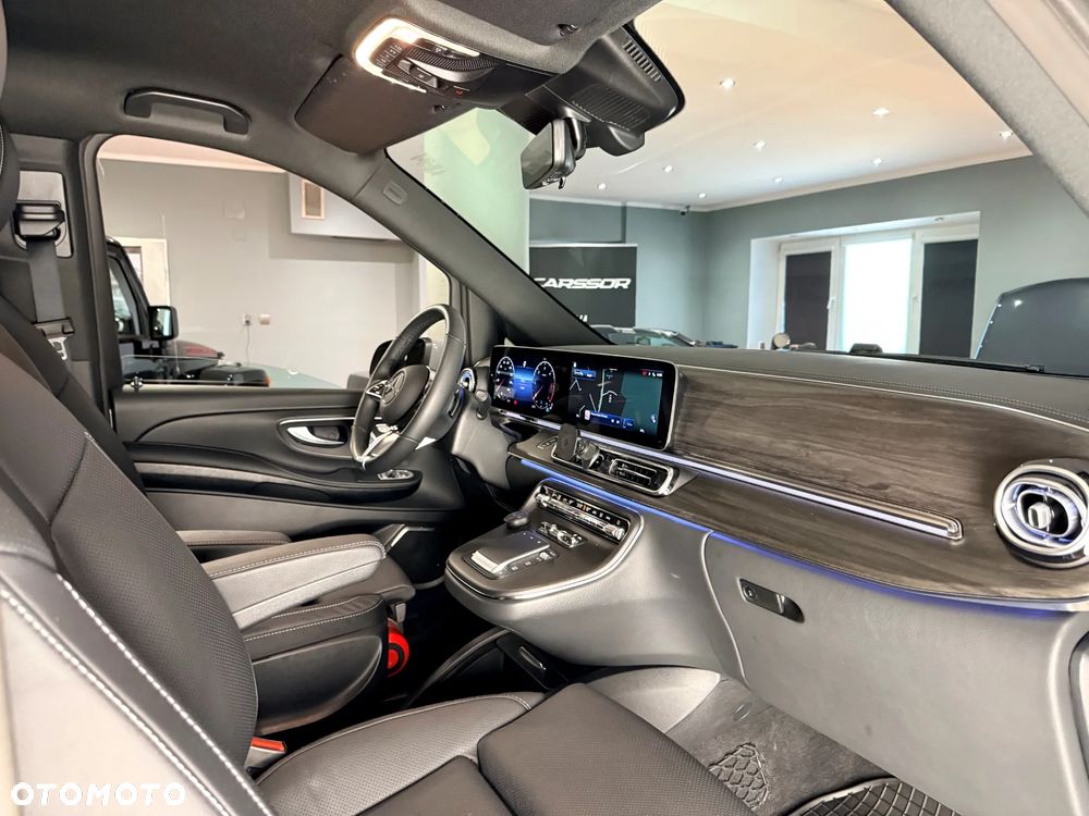 Mercedes-Benz Klasa V 300 d 4-Matic 9G-Tronic Exclusive (d³ugi) - 34