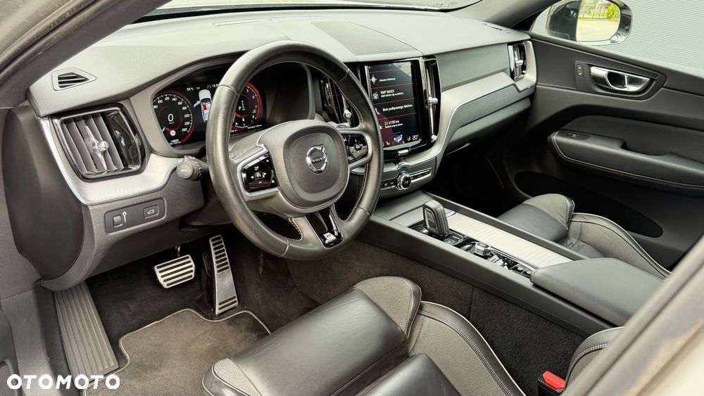 Volvo XC 60 B5 B AWD Geartronic RDesign - 22