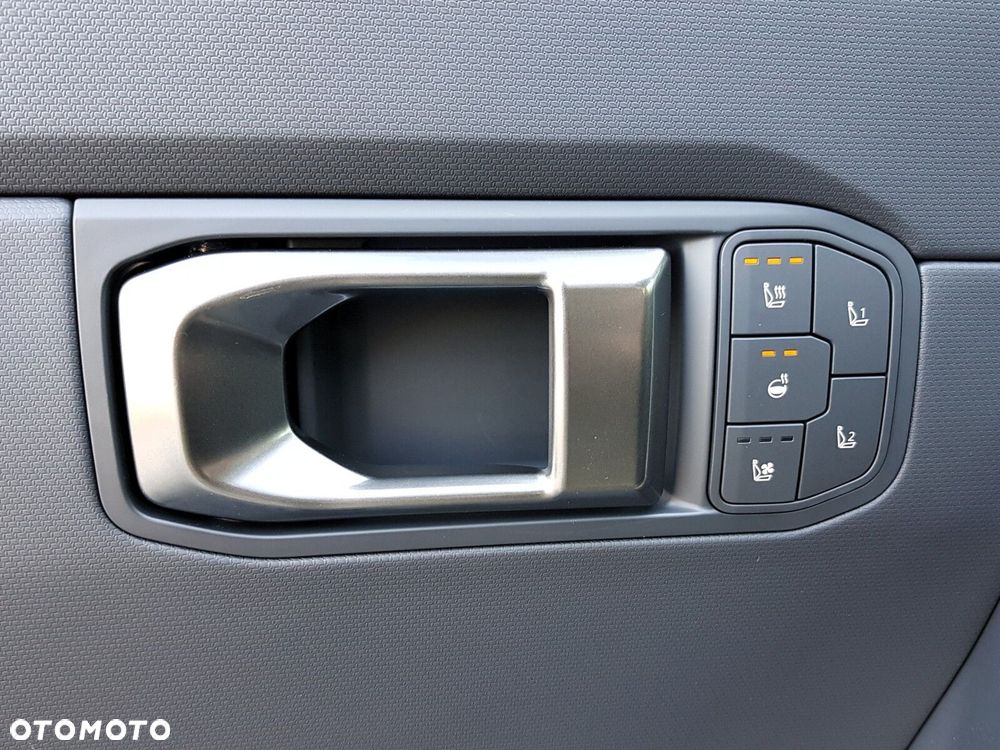 Kia Seltos 1.6 T-GDI X-Line DCT - 17