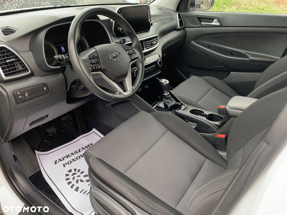 Hyundai Tucson 1.6 GDI BlueDrive Comfort 2WD - 30