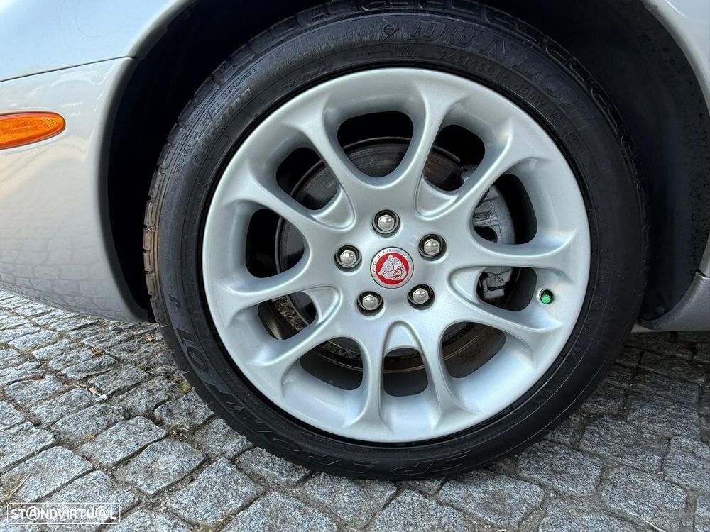 Jaguar XK XKR 4.0 Convertible - 14