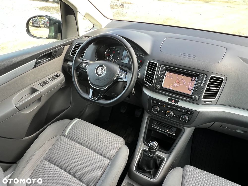 Volkswagen Sharan 2.0 TDI (BlueMotion Technology) Comfortline - 19