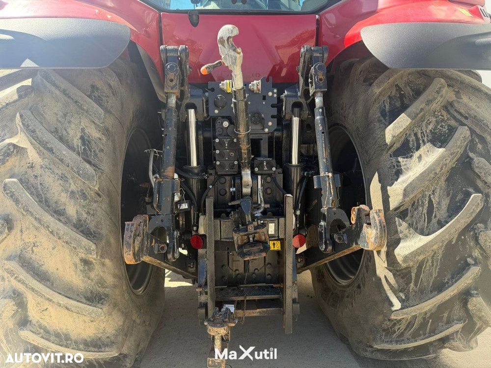 Case IH Magnum 340 Tractor - 2