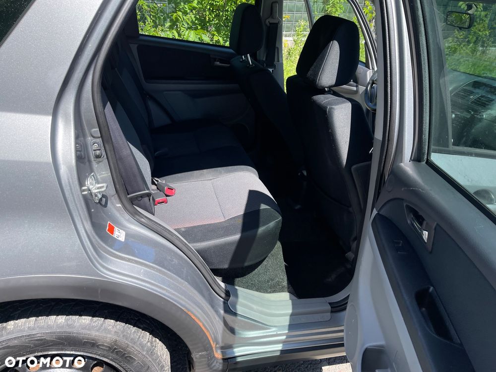 Suzuki SX4 1.9 DDiS DPF 4x4 Club - 16