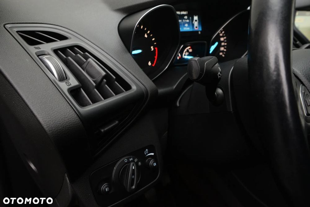 Ford Kuga 1.5 EcoBlue FWD ST-Line - 35