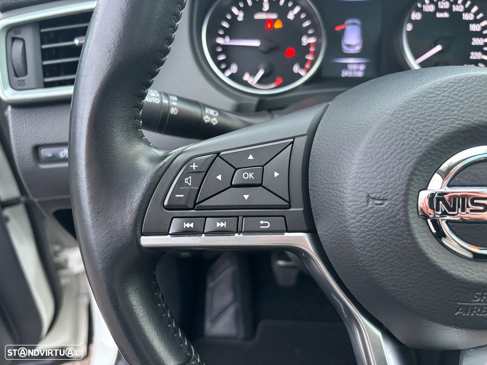 Nissan Qashqai 1.5 dCi N-Connecta Led - 15