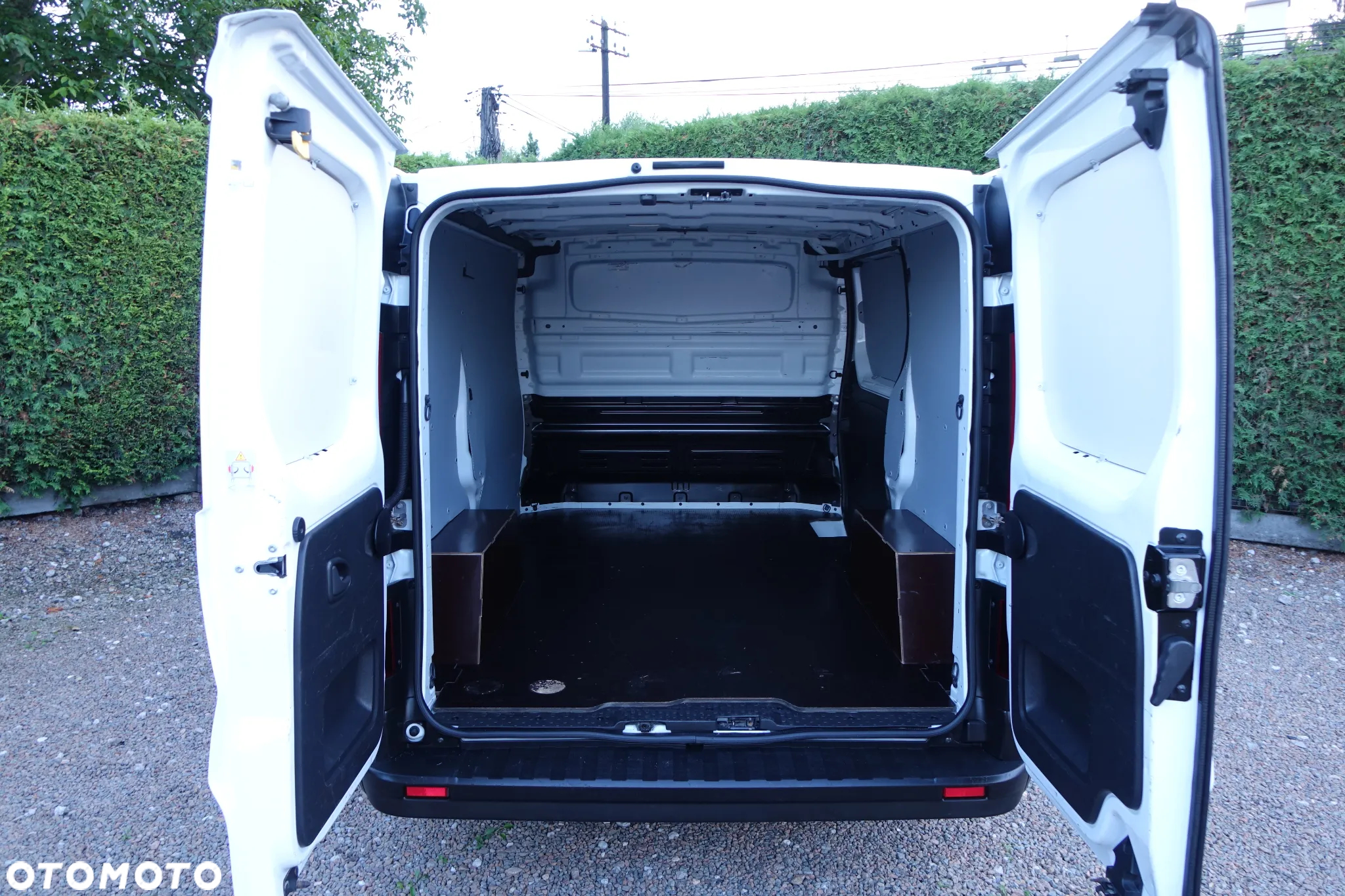 Renault Trafic 3-osobowy L1H1 MAŁY PRZEBIEG - 7