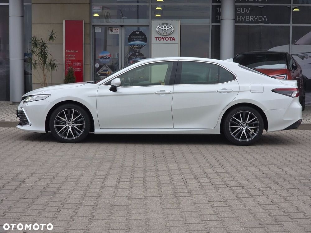 Toyota Camry 2.5 Hybrid Executive CVT - 3