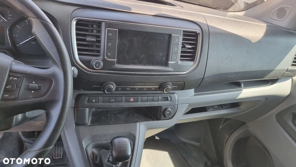 Opel Vivaro - 28