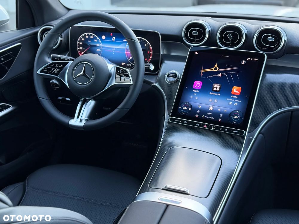 Mercedes-Benz GLC - 13