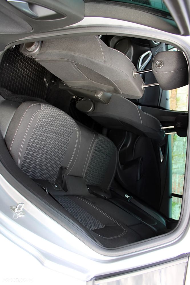 Opel Astra - 15