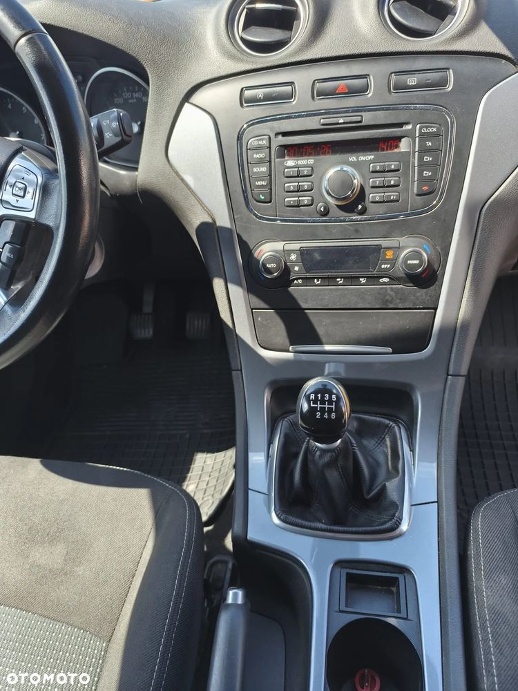 Ford Mondeo 1.6 Eco Boost Start-Stopp Ambiente - 2