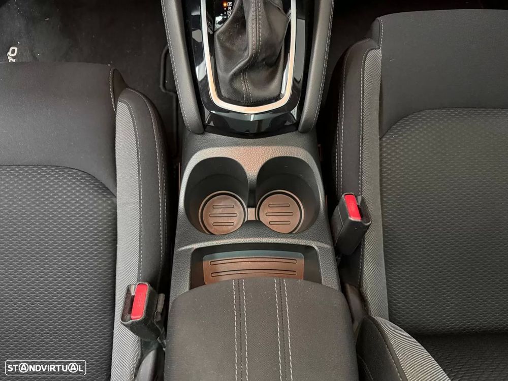 Nissan Qashqai — fotografia 17