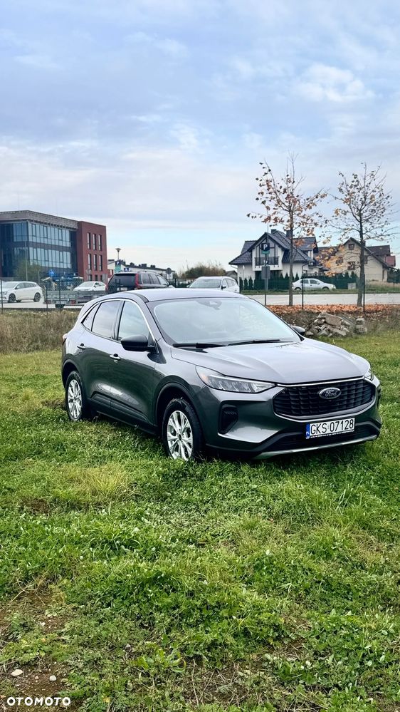 Ford Kuga - 13