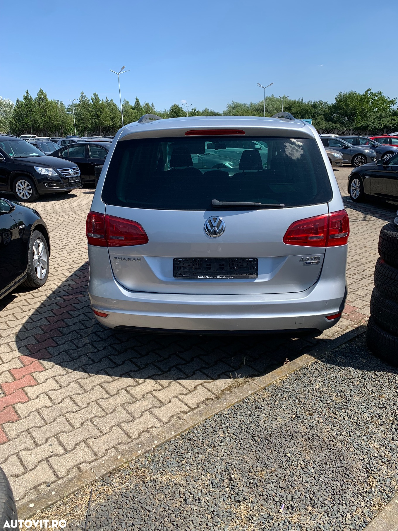 Volkswagen Sharan 2.0 TDI BlueMotion Technology Comfortline - 4