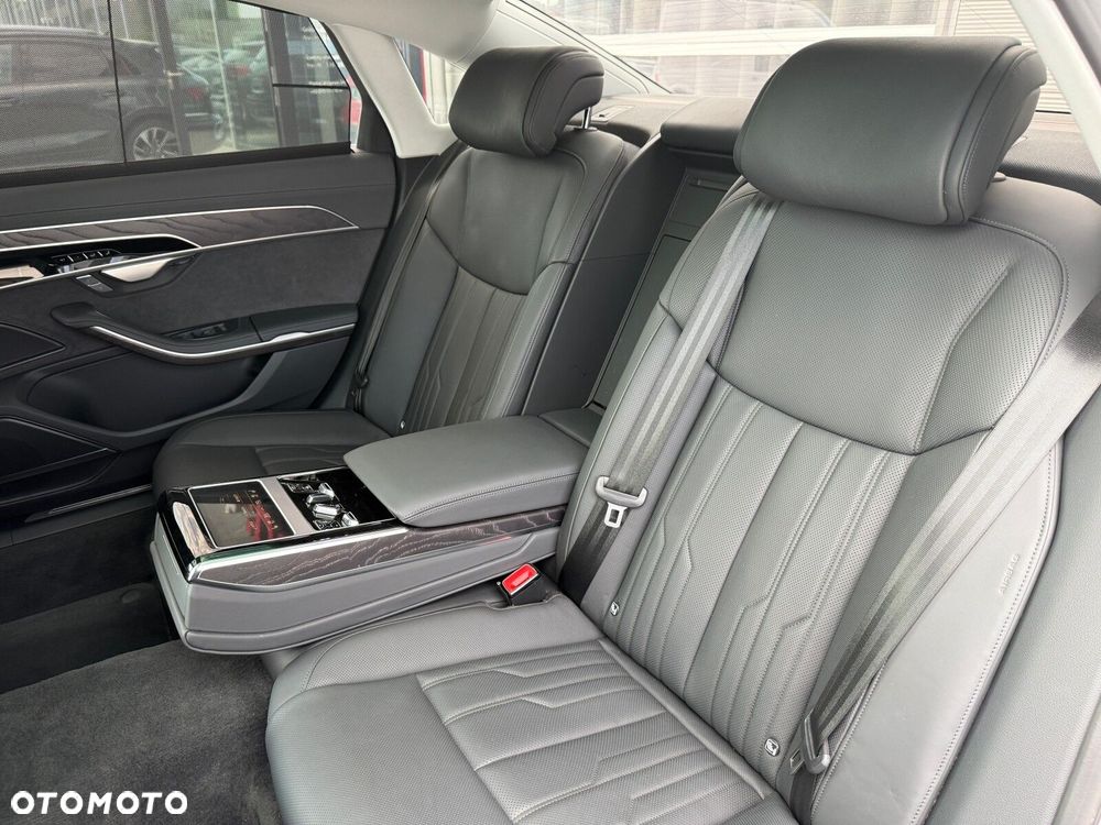 Audi A8 - 14