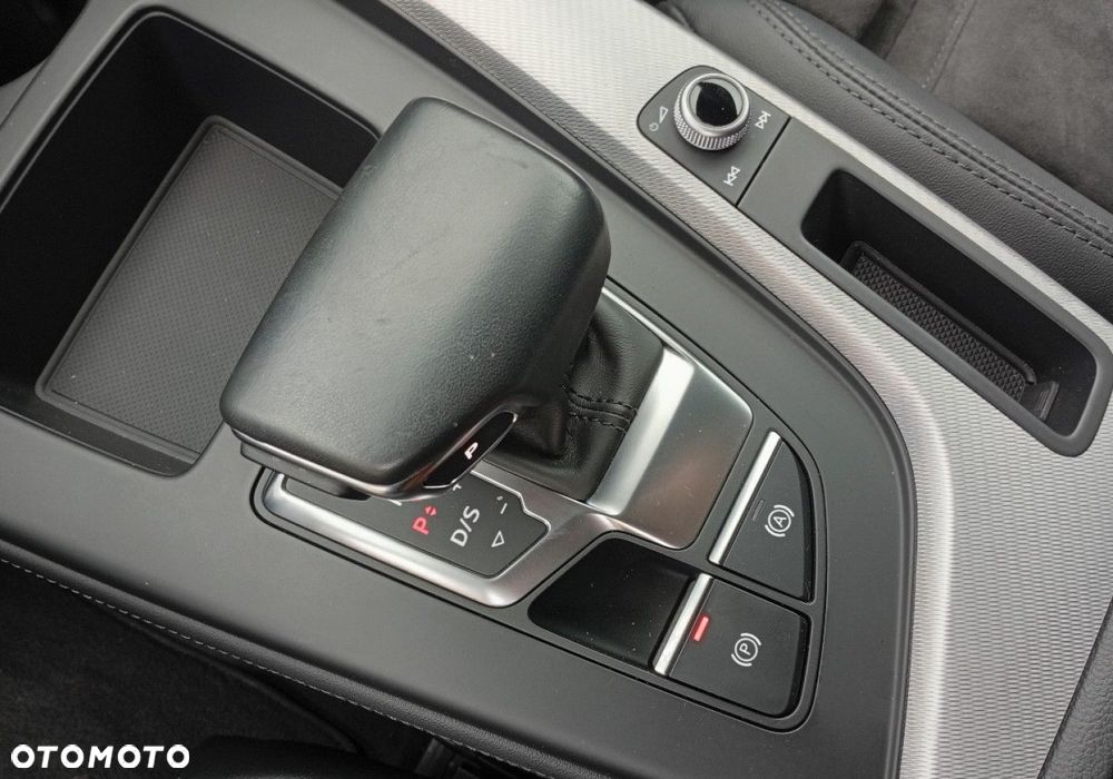 Audi A4 Allroad - 31