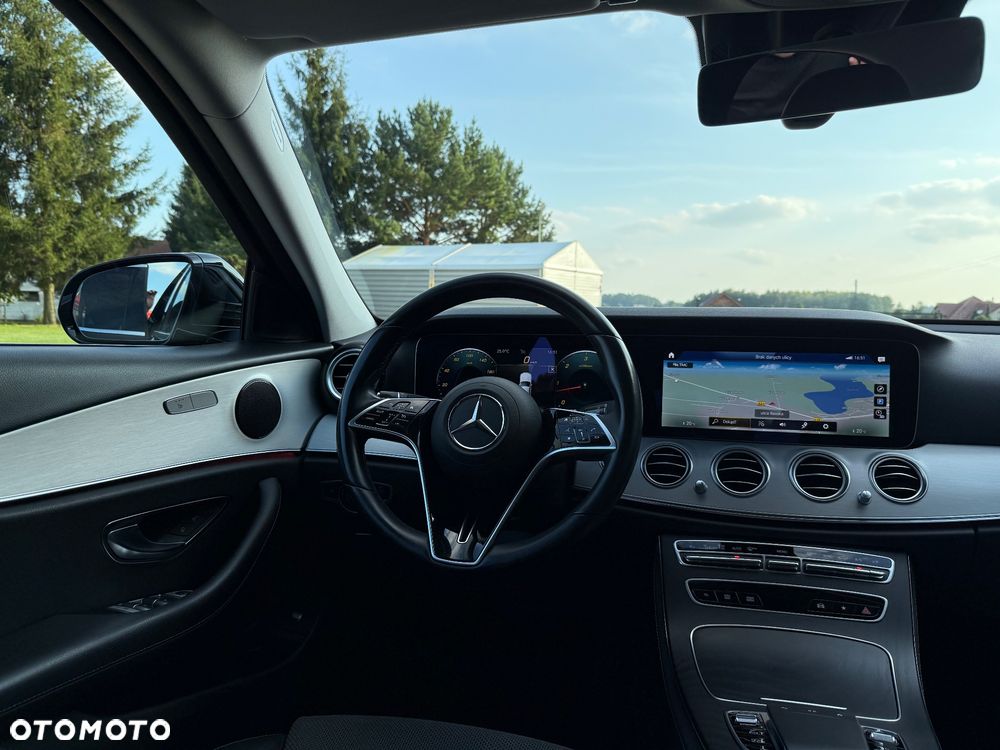 Mercedes-Benz Klasa E 220 d Avantgarde - 15