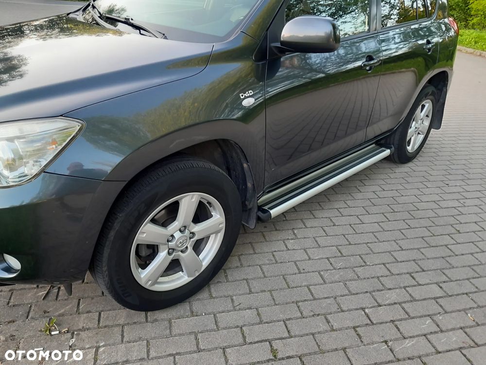 Toyota RAV4 2.2 D-4D Prestige - 18