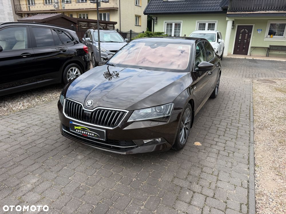 Skoda Superb 2.0 TDI L&K DSG - 28