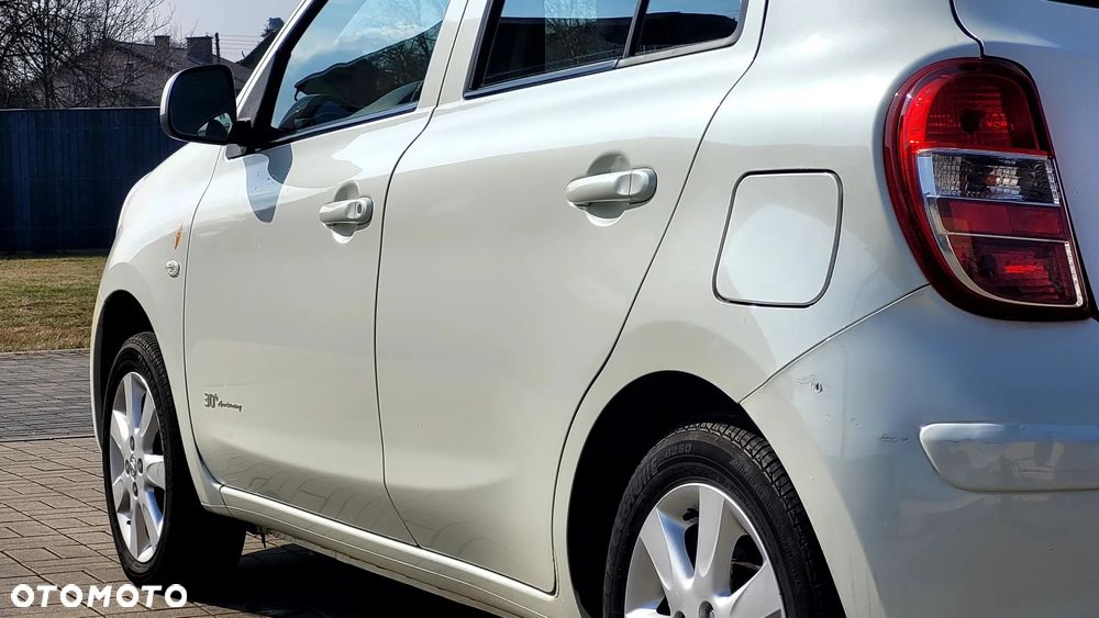 Nissan Micra 1.2 30 Jahre Edition - 11
