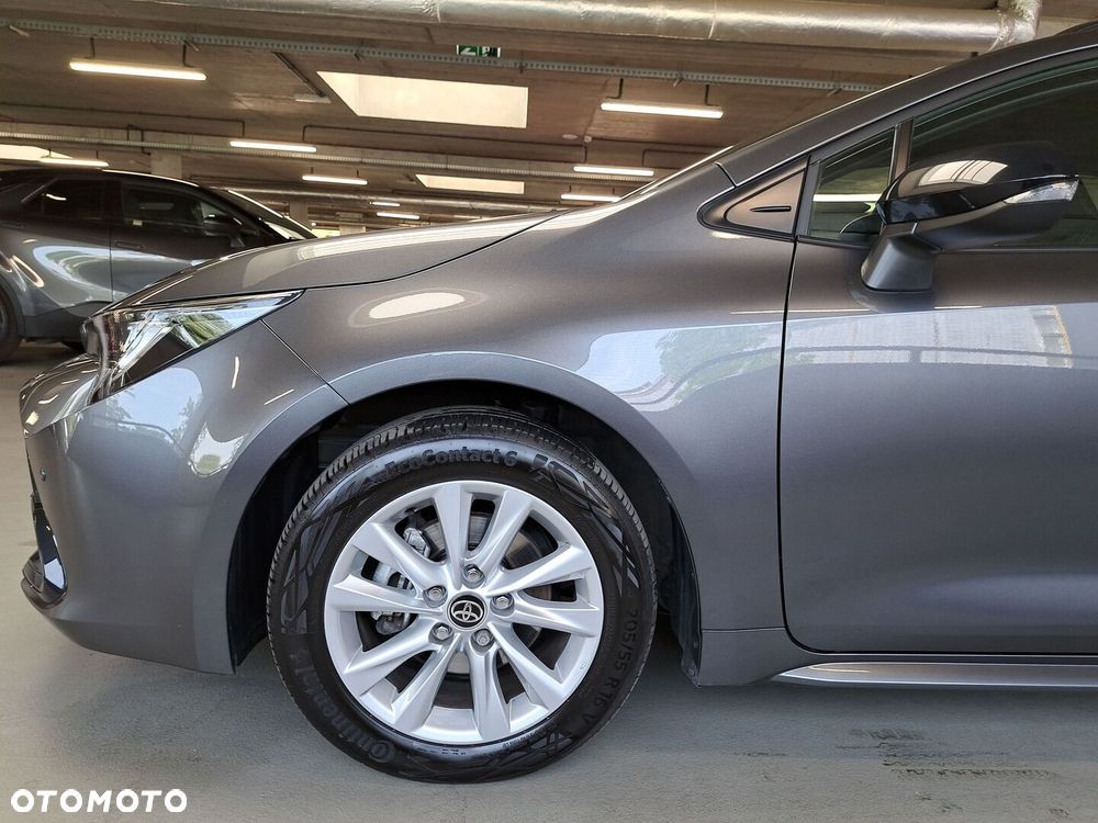 Toyota Corolla 1.8 Hybrid Comfort - 37