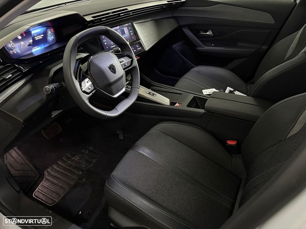 Peugeot 408 HYBRID 145 e-DSC6 Allure - 14