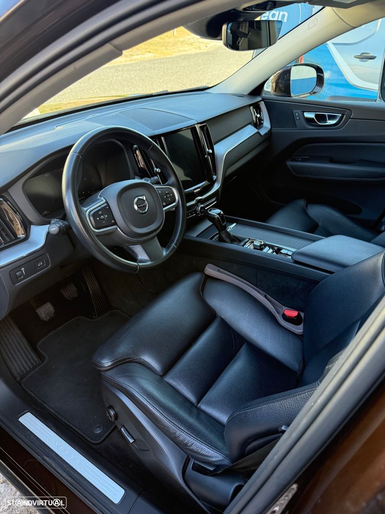 Volvo XC 60 2.0 D4 Momentum Plus - 8