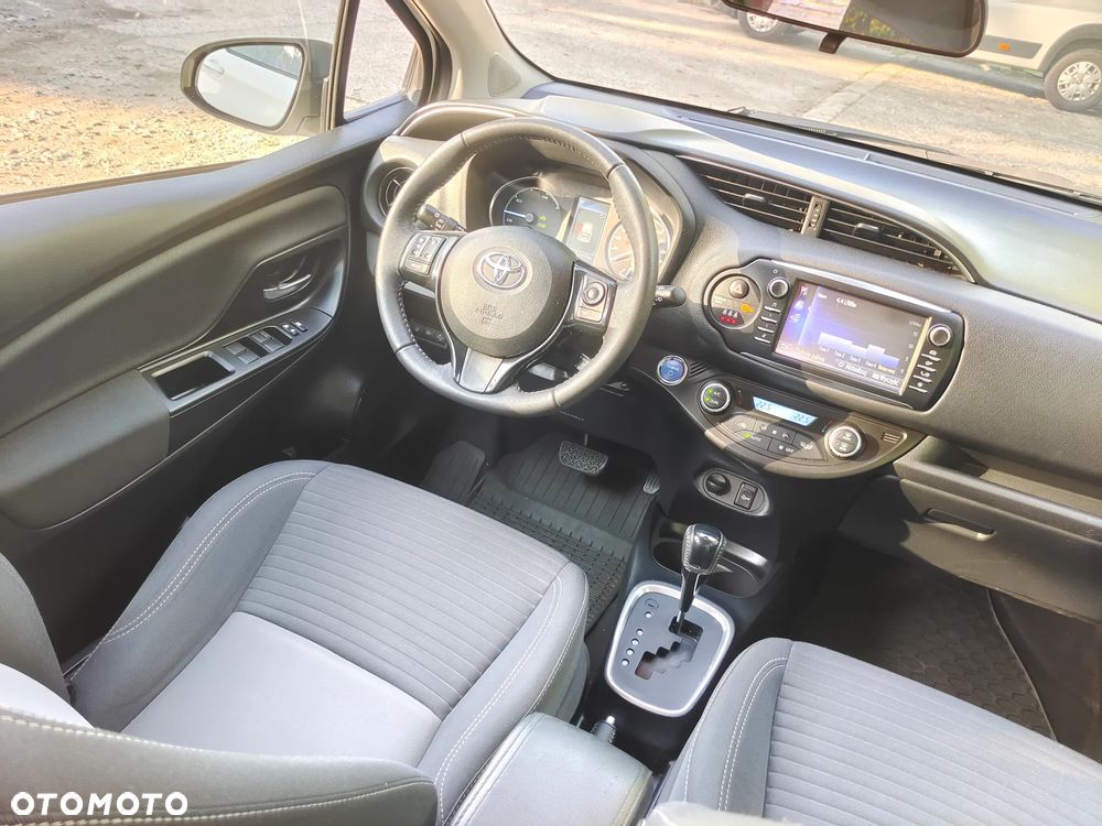 Toyota Yaris 1.5 Premium CVT - 20