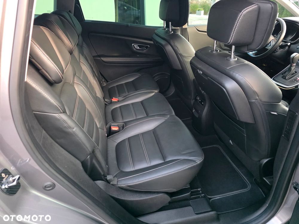 Renault Scenic - 11