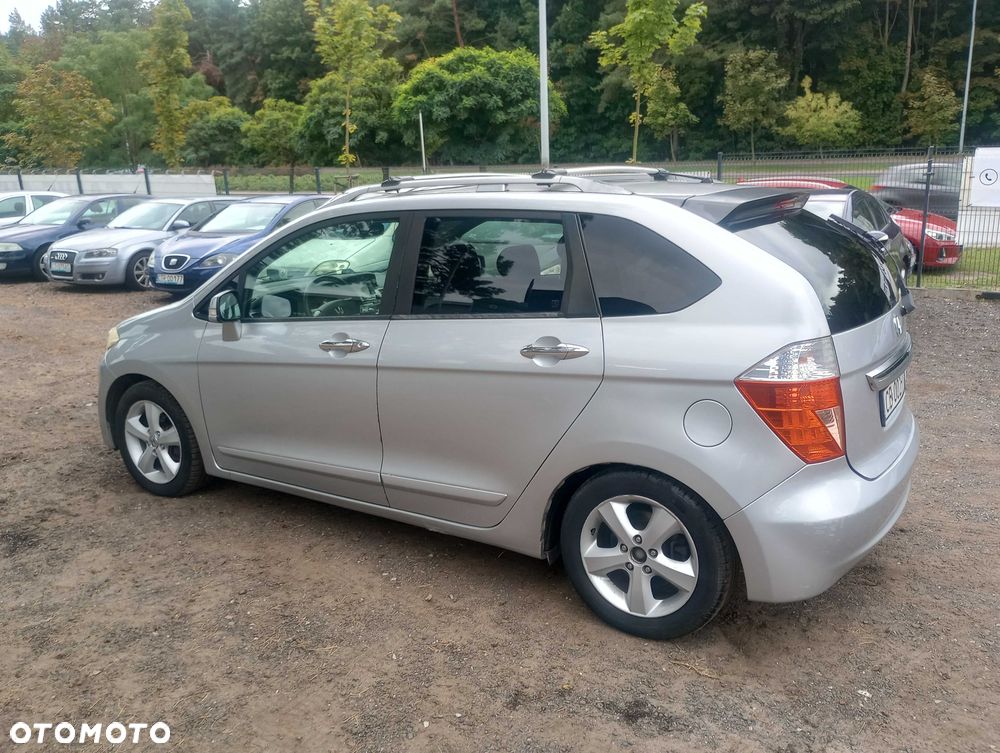 Honda FR-V - 6