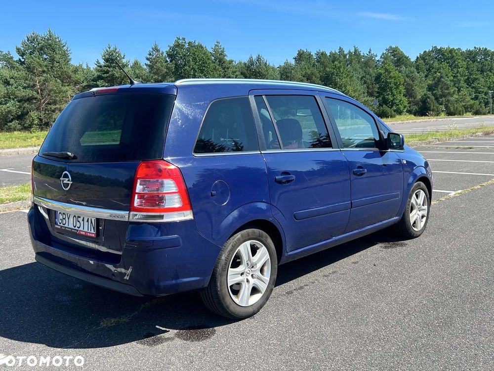 Opel Zafira - 4