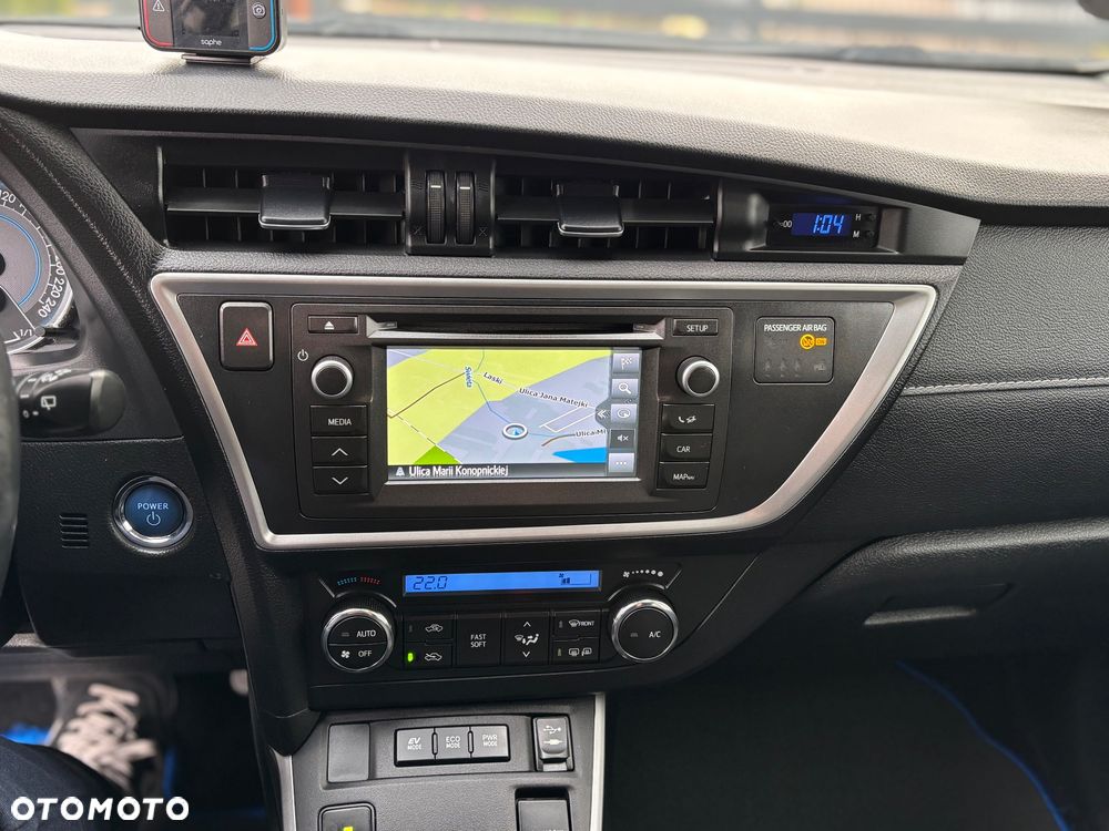 Toyota Auris 1.8 HSD Prestige NAVI - 19